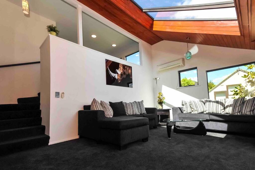 Holiday home Stunning With Amazing Wakatipu Views *