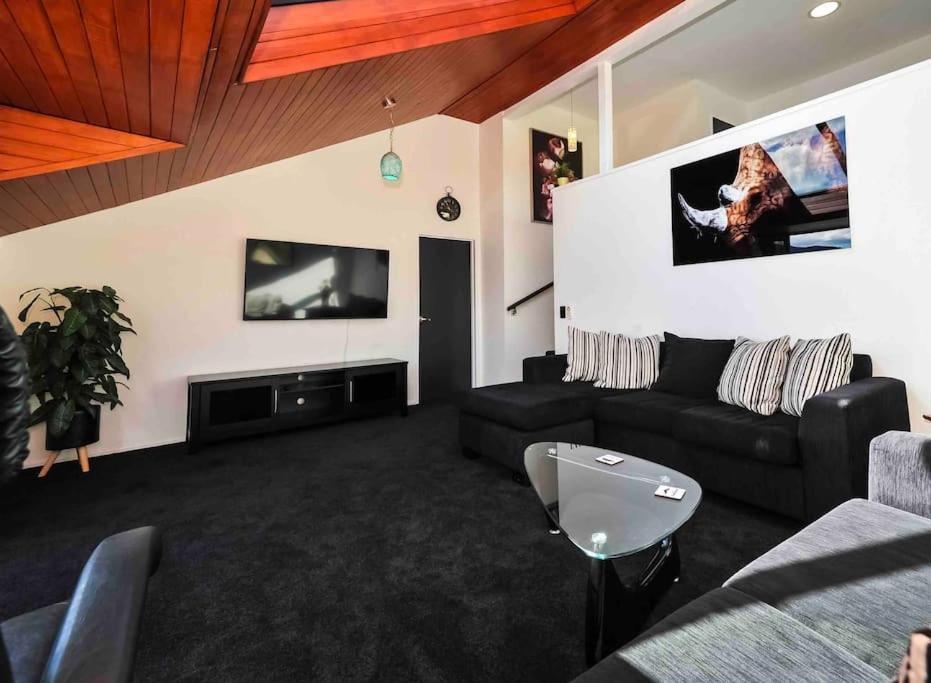 Stunning With Amazing Wakatipu Views Queenstown